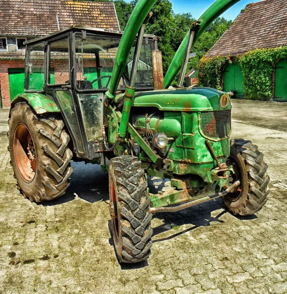 Von Fendt bis John Deere: Die wichtigsten Traktormarken in Deutschland und die besten Traktor-Museen zu ihrer Entdeckung 4 traktoren von deutz
